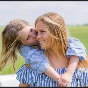 Meet your Posher, Addie